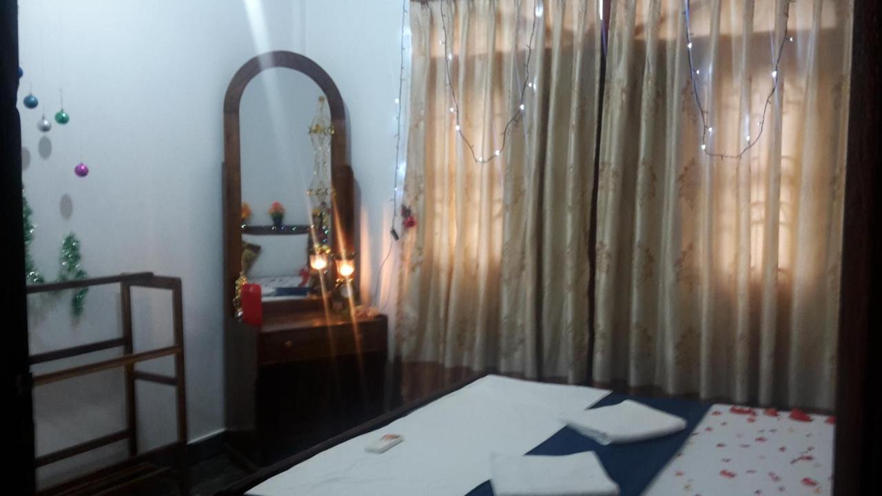 Hotel Blue Whale جافنا المظهر الخارجي الصورة