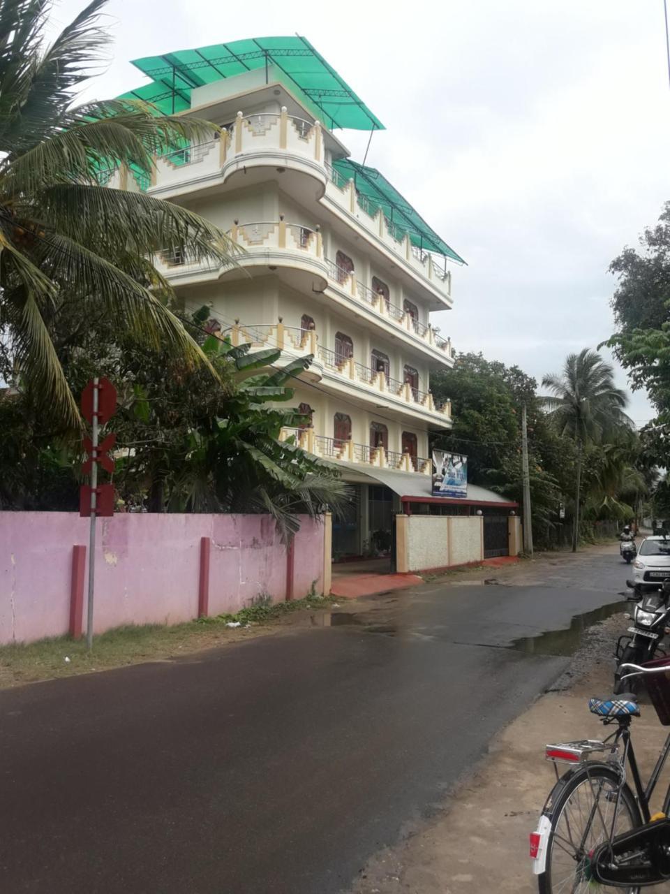 Hotel Blue Whale جافنا المظهر الخارجي الصورة