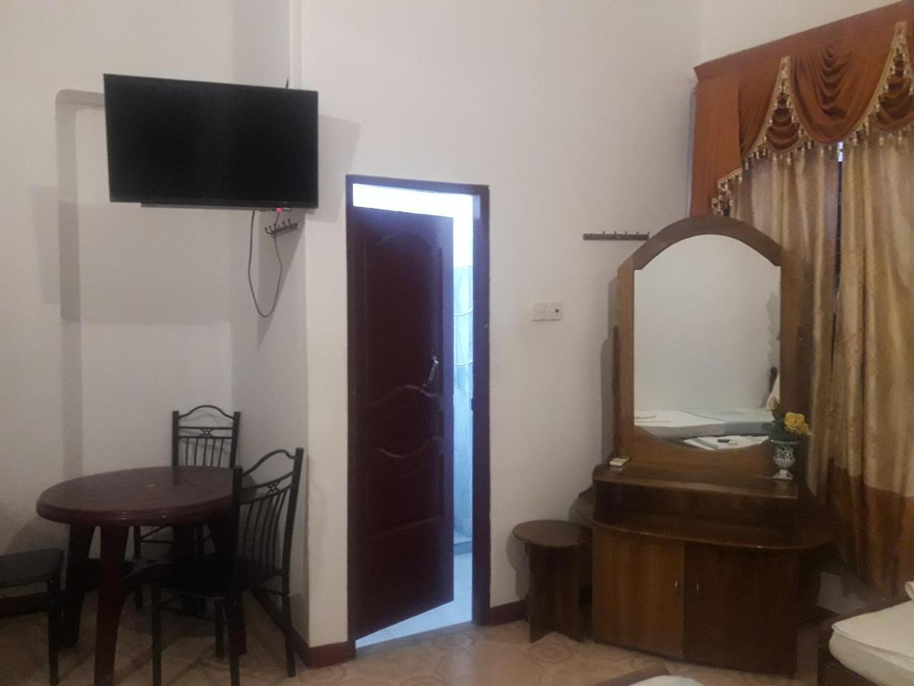 Hotel Blue Whale جافنا المظهر الخارجي الصورة